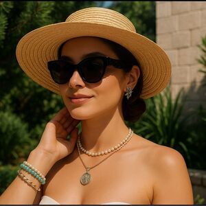 AUTHENTIC DOLCE & GABBANA BLACK CAT EYE SUNNIES